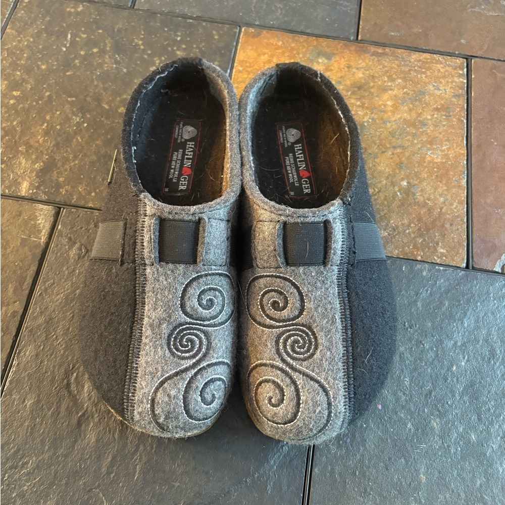 Haflinger Black and Gray Swirl Slippers